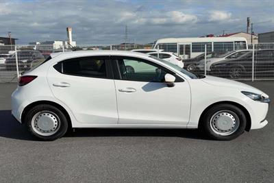 2020 Mazda 2 - Thumbnail