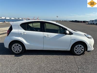 2018 Toyota Aqua - Thumbnail