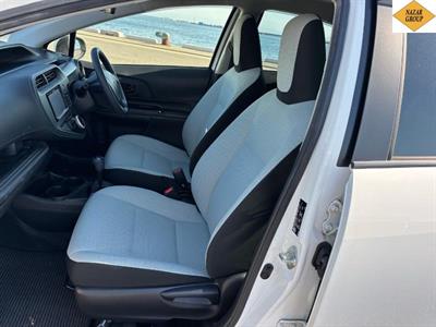 2018 Toyota Aqua - Thumbnail