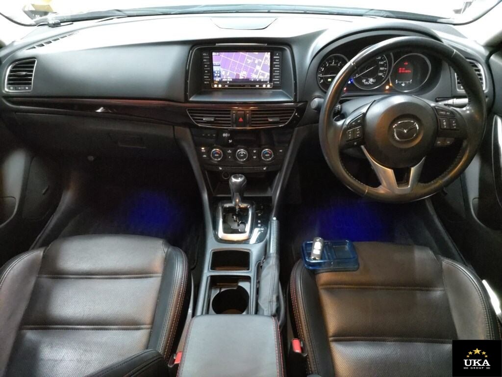2014 Mazda Atenza