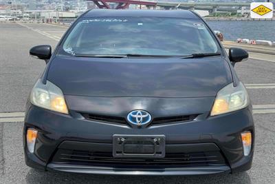 2012 Toyota Prius - Thumbnail