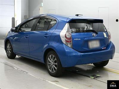 2012 Toyota Aqua - Thumbnail