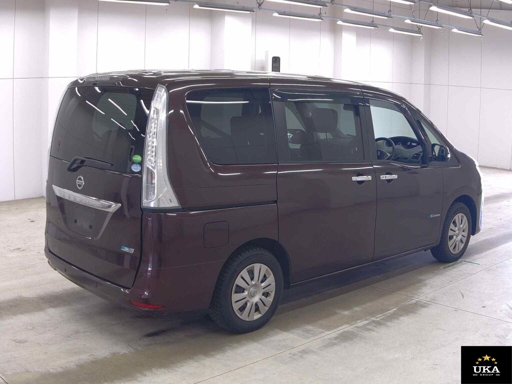 2015 Nissan Serena