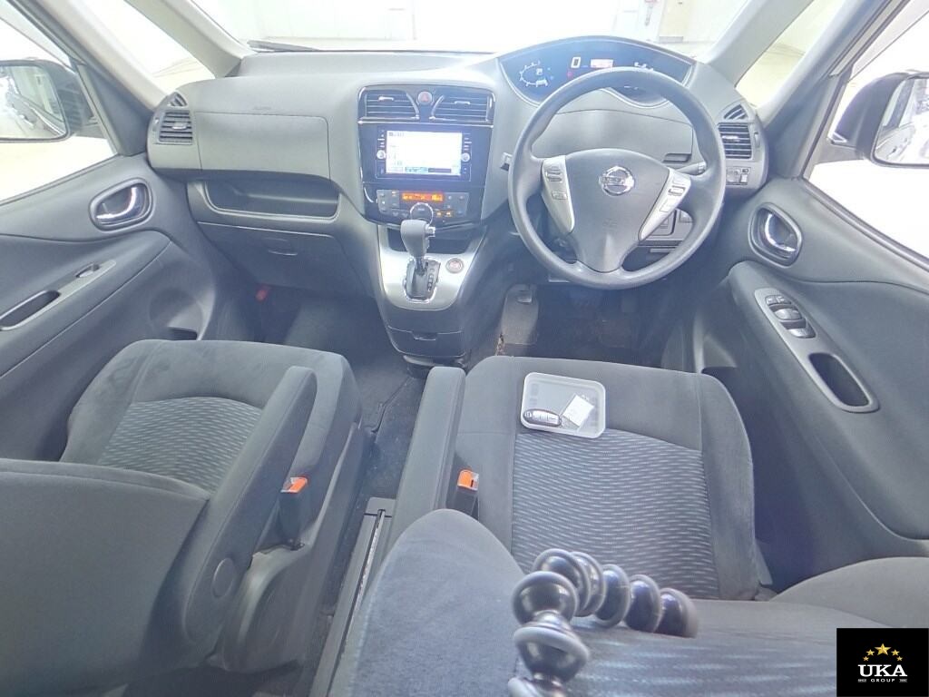 2015 Nissan Serena