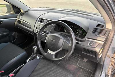 2014 Suzuki Swift - Thumbnail