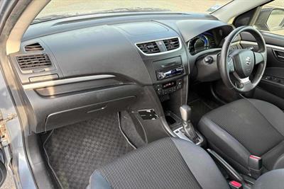 2014 Suzuki Swift - Thumbnail