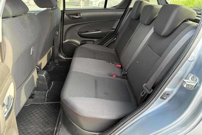 2014 Suzuki Swift - Thumbnail