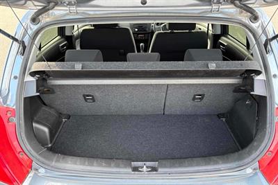 2014 Suzuki Swift - Thumbnail