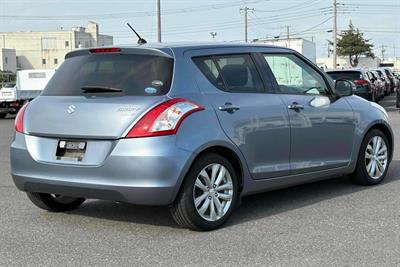 2014 Suzuki Swift - Thumbnail