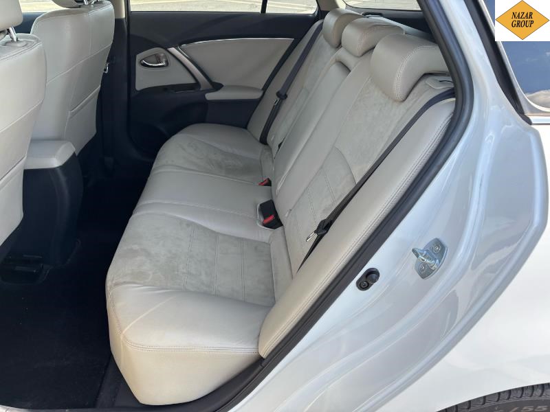 2012 Toyota Avensis