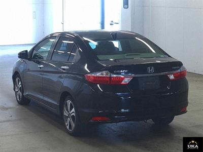 2015 Honda Grace - Thumbnail