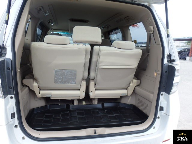 2013 Toyota Vellfire
