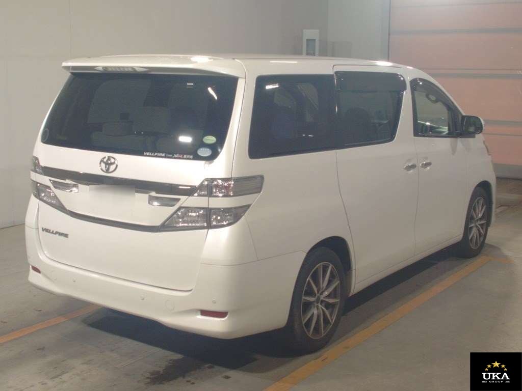 2013 Toyota Vellfire