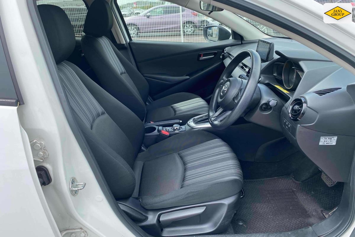 2020 Mazda Demio