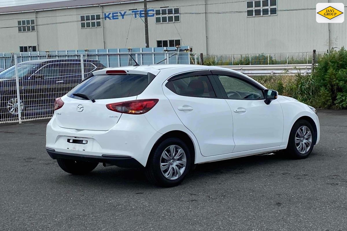 2020 Mazda Demio