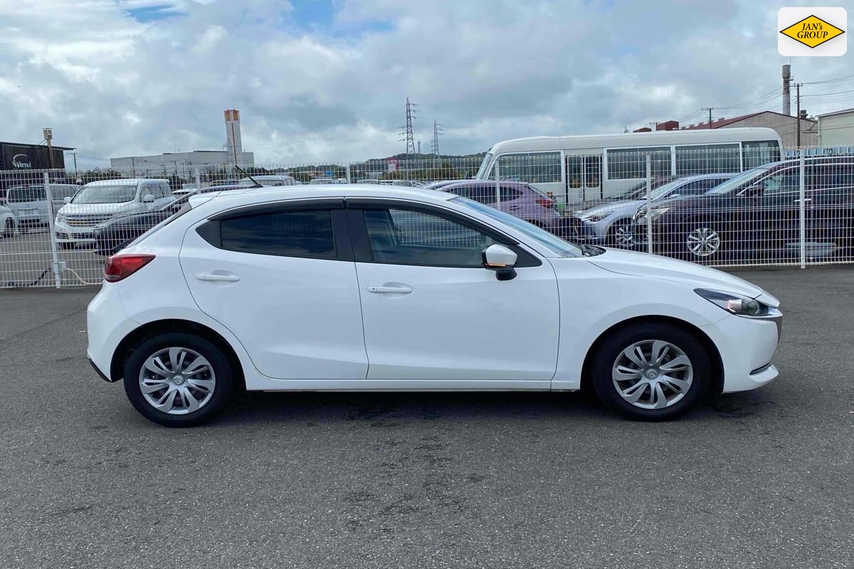 2020 Mazda Demio