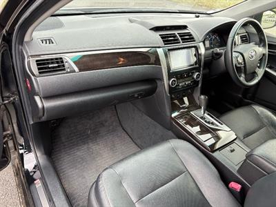 2013 Toyota Camry - Thumbnail