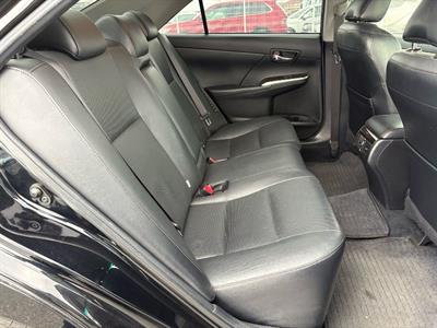 2013 Toyota Camry - Thumbnail