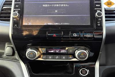 2019 Nissan Serena - Thumbnail