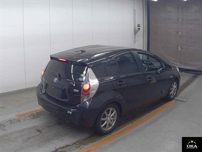 2012 Toyota Aqua - Thumbnail