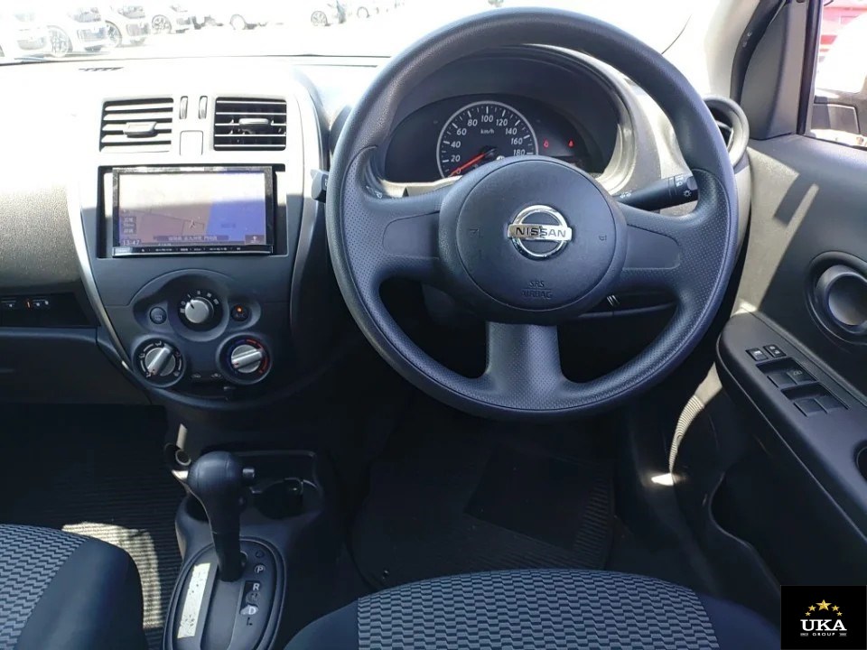 2017 Nissan March