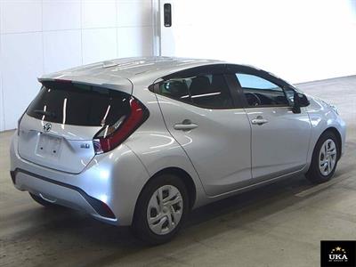 2021 Toyota Aqua - Thumbnail