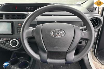 2018 Toyota Aqua - Thumbnail