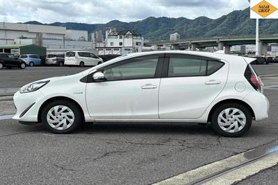 2018 Toyota Aqua - Thumbnail