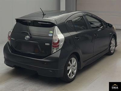 2012 Toyota Aqua - Thumbnail