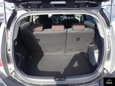 2012 Toyota Aqua - Thumbnail