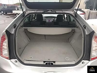2012 Toyota Prius - Thumbnail