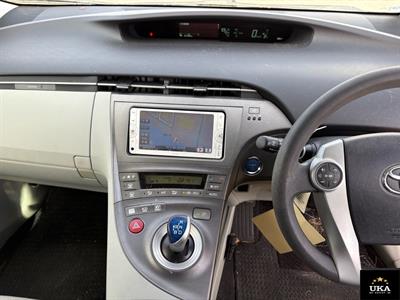 2012 Toyota Prius - Thumbnail