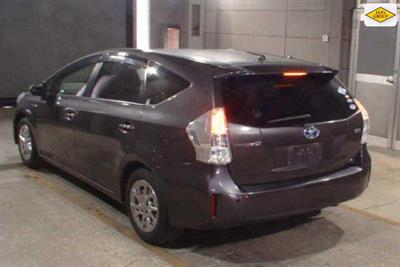 2014 Toyota Prius - Thumbnail