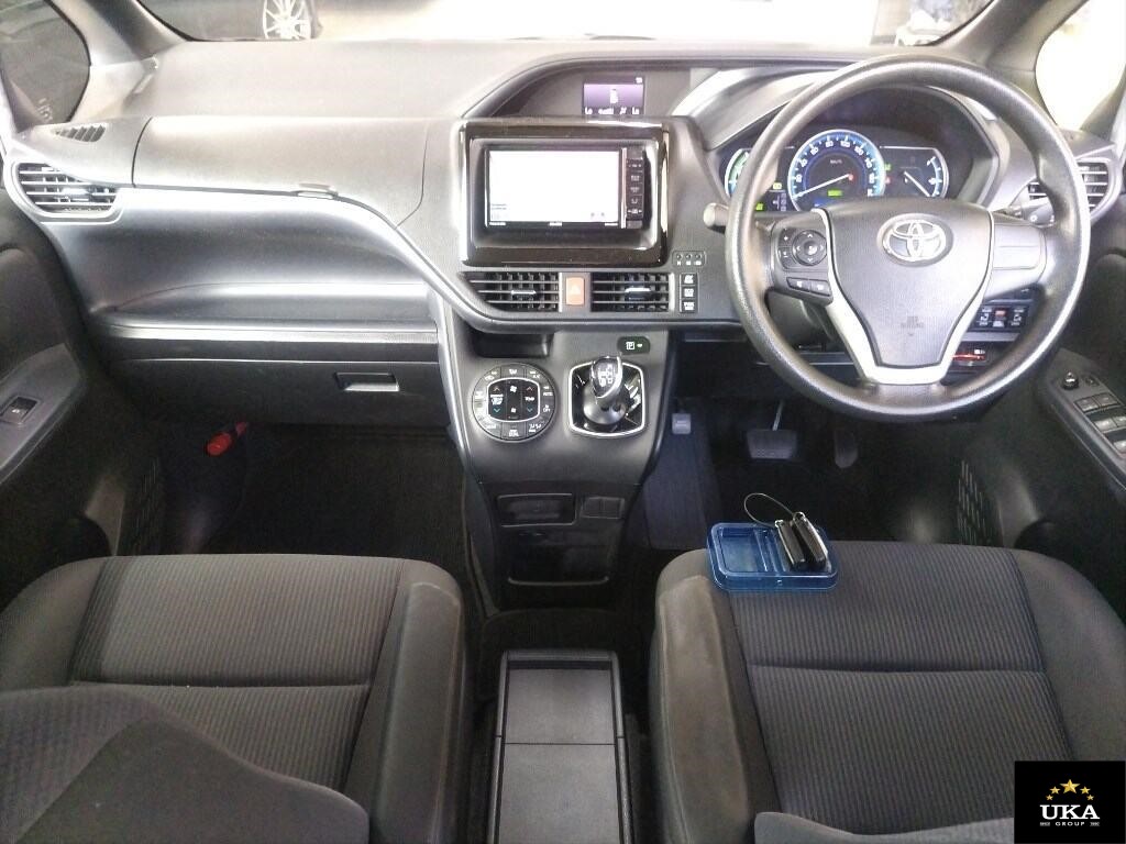 2016 Toyota Noah