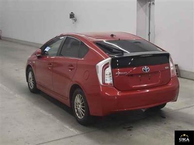 2013 Toyota Prius - Thumbnail