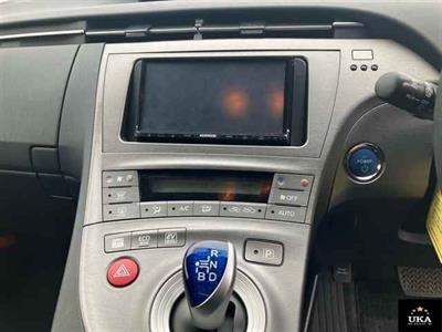 2013 Toyota Prius - Thumbnail