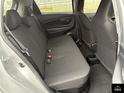 2019 Toyota Vitz - Thumbnail