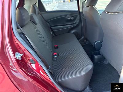 2017 Toyota Vitz - Thumbnail