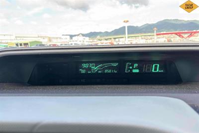 2013 Toyota Aqua - Thumbnail