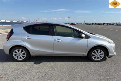 2016 Toyota Aqua - Thumbnail