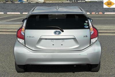 2016 Toyota Aqua - Thumbnail