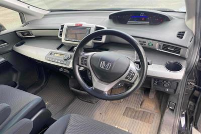 2012 Honda Freed - Thumbnail