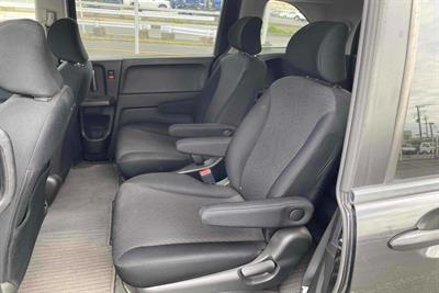 2012 Honda Freed - Thumbnail