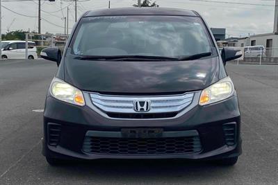 2012 Honda Freed - Thumbnail