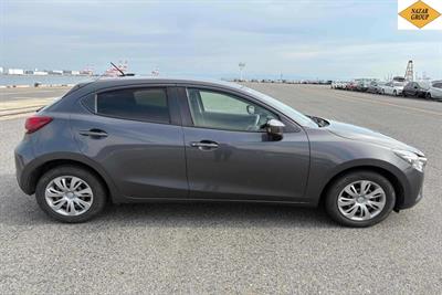 2016 Mazda Demio - Thumbnail