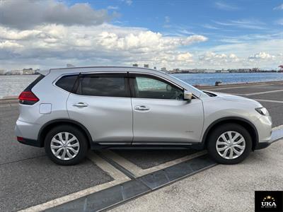 2017 Nissan X-Trail - Thumbnail