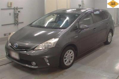 2013 Toyota Prius - Thumbnail