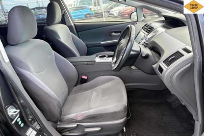 2013 Toyota Prius - Thumbnail