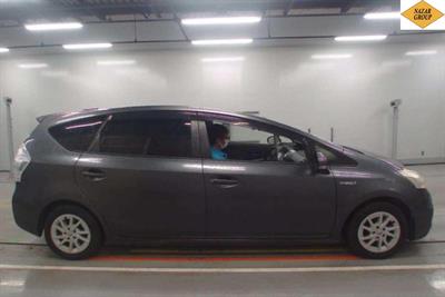 2013 Toyota Prius - Thumbnail