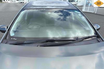 2013 Toyota Prius - Thumbnail